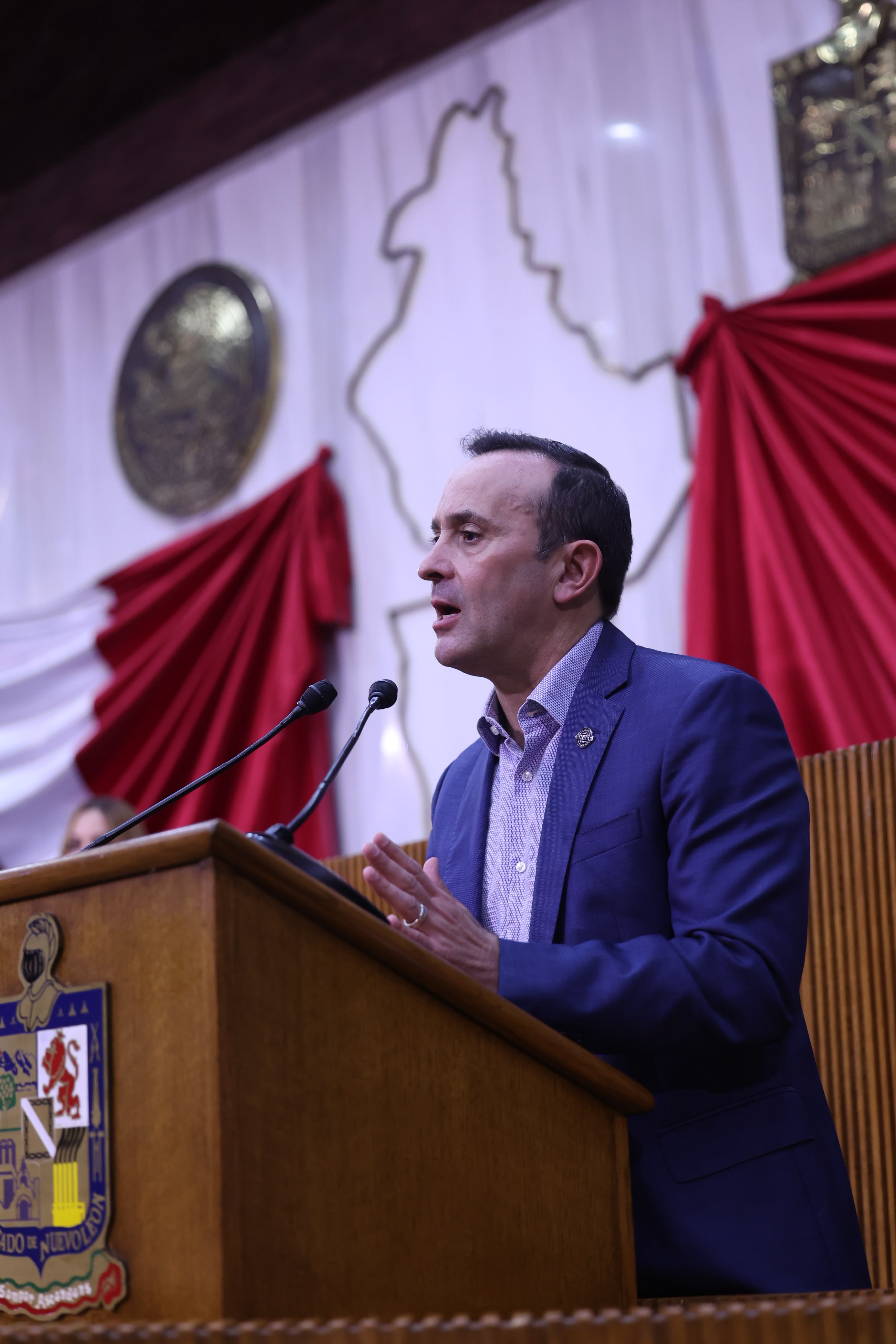 Aprueba Congreso de NL sanciones a dueños de casas abandonadas y lotes baldíos
