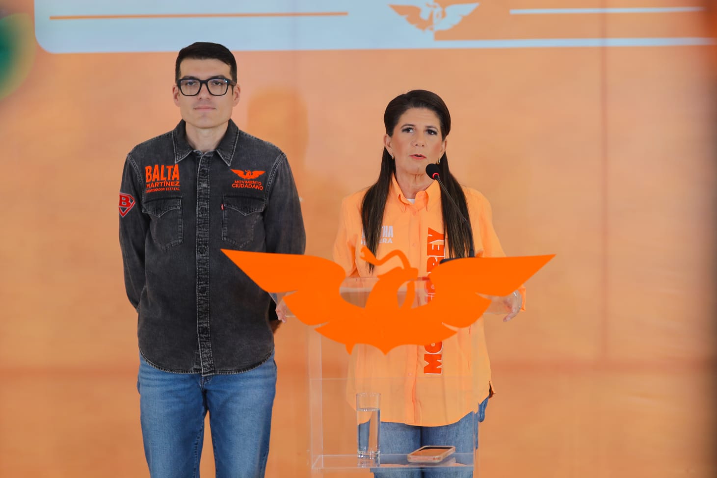 Martha Herrera y Baltazar Martínez presentan contra informe del alcalde de Mb