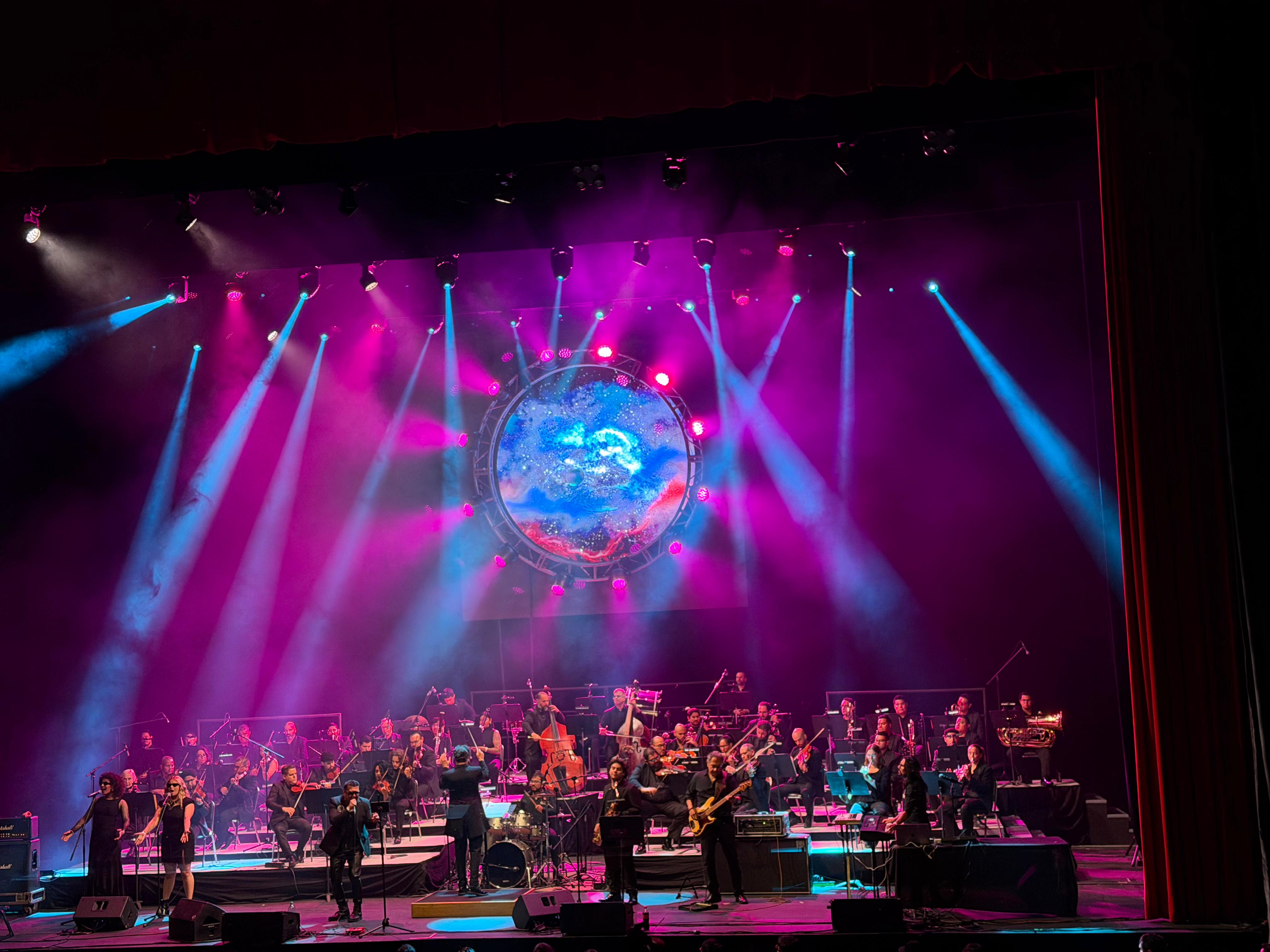 The Dark Side of the Orchestra réplica música original de Pink Floyd